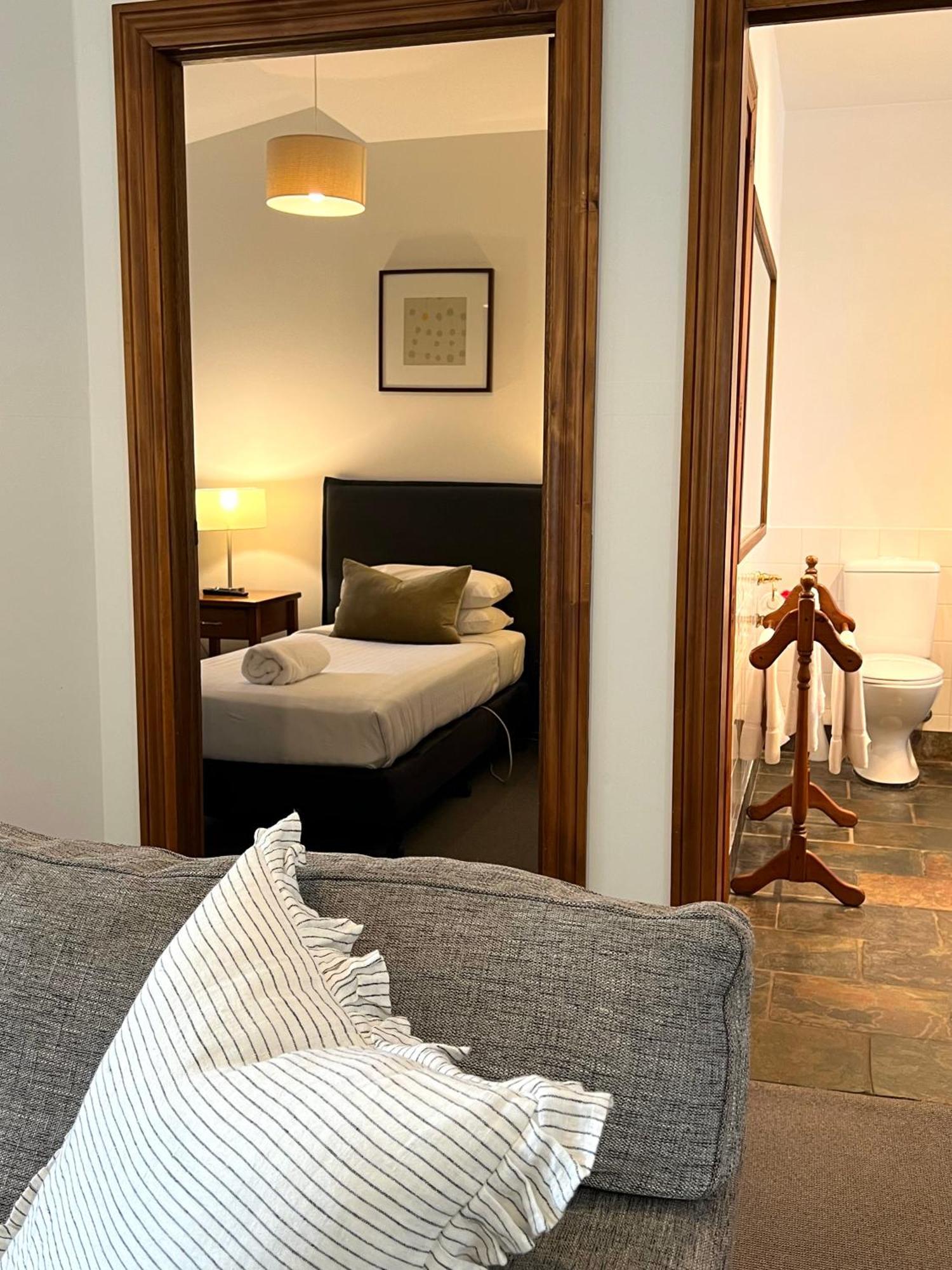 Seacombe House Motor Inn Port Fairy Kültér fotó