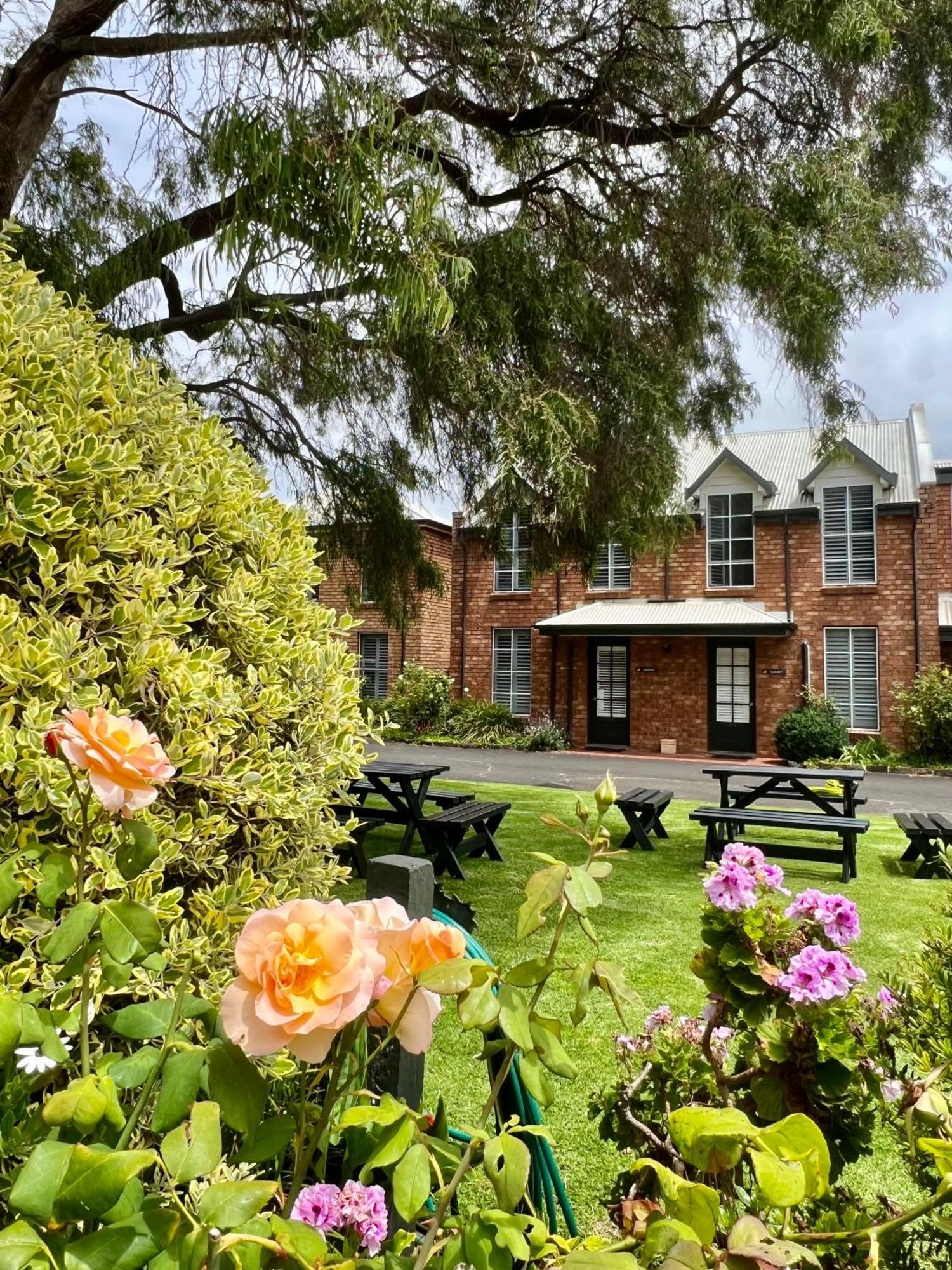 Seacombe House Motor Inn Port Fairy Kültér fotó