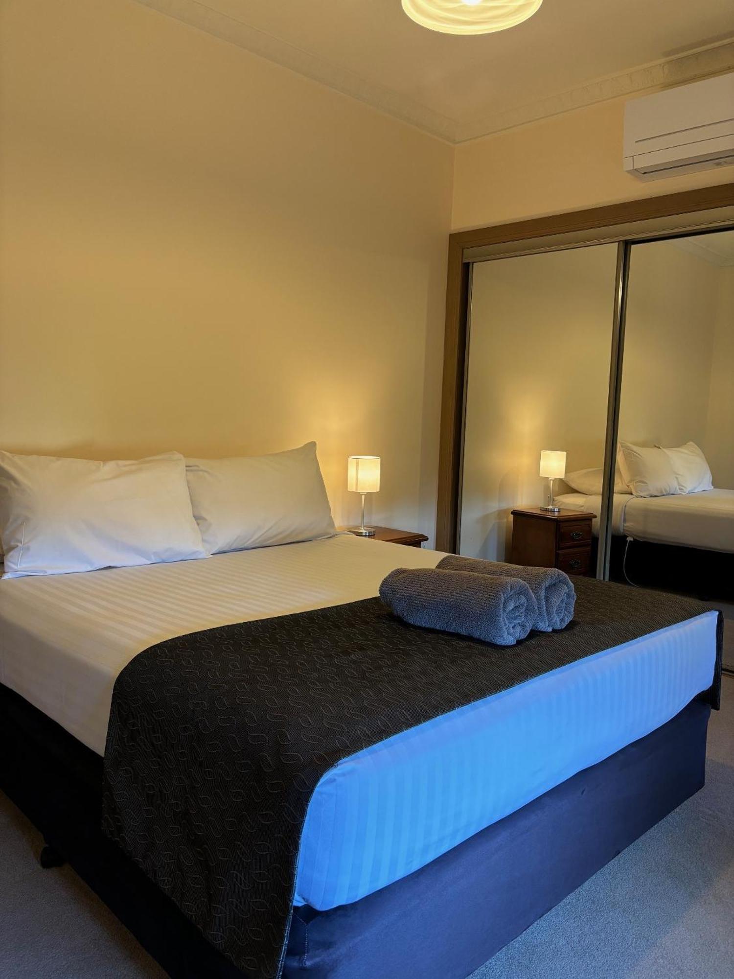 Seacombe House Motor Inn Port Fairy Kültér fotó